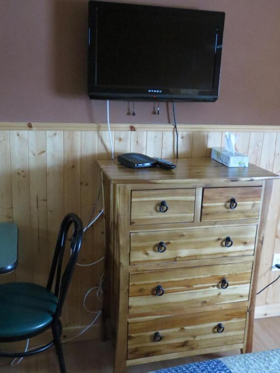 Fort Motel Fort Macleod Room photo